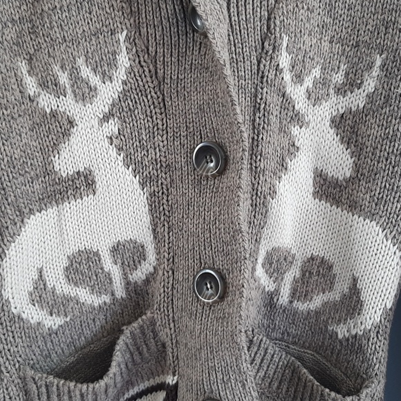 * Bluenotes Sweater - Picture 4 of 5